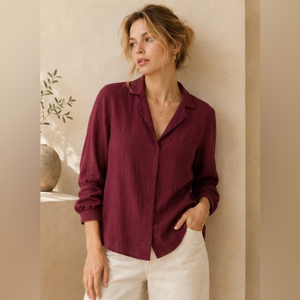 Vince Camuto Burgundy Collared Long Sleeve Blouse Size Small